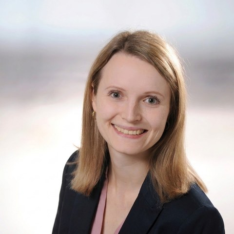 Dr. Esther Fitzinger